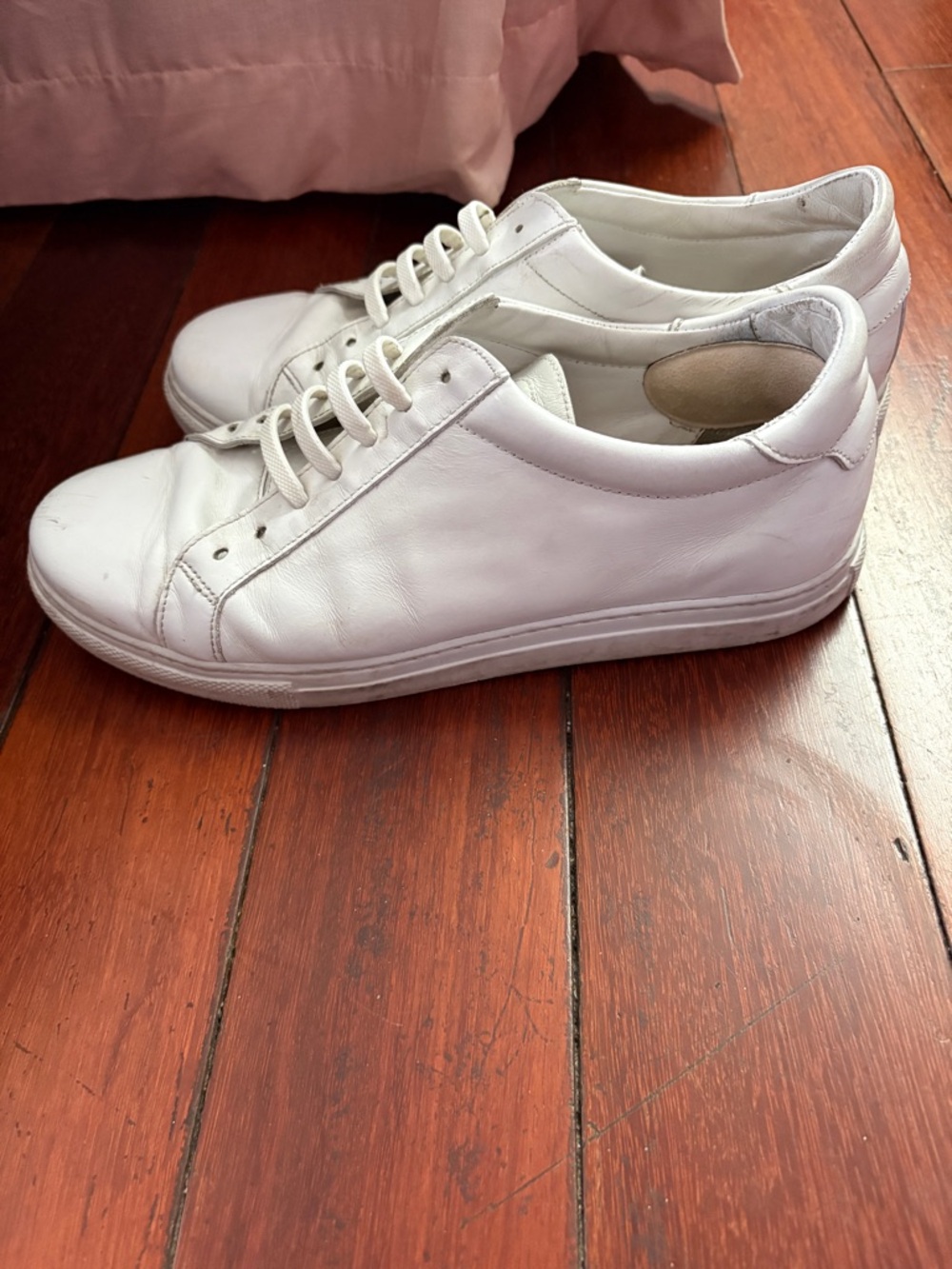 Apoint Men's White Leather Sneakers